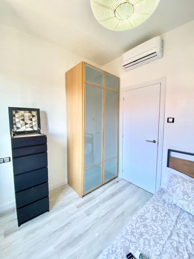 Piramides 1 Apartment Madrid Luaran gambar
