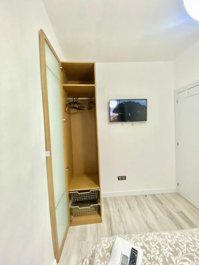 Piramides 1 Apartment Madrid Luaran gambar