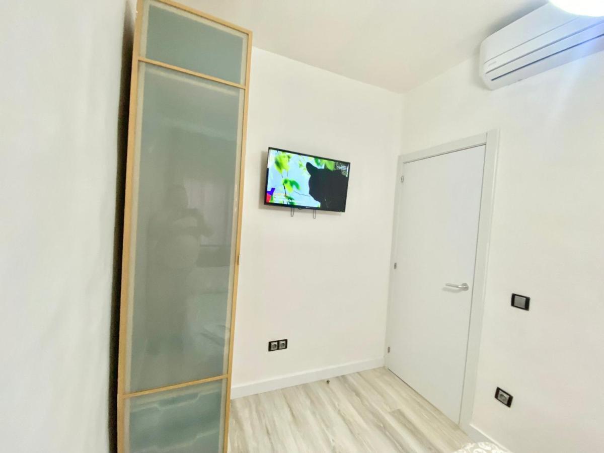 Piramides 1 Apartment Madrid Luaran gambar