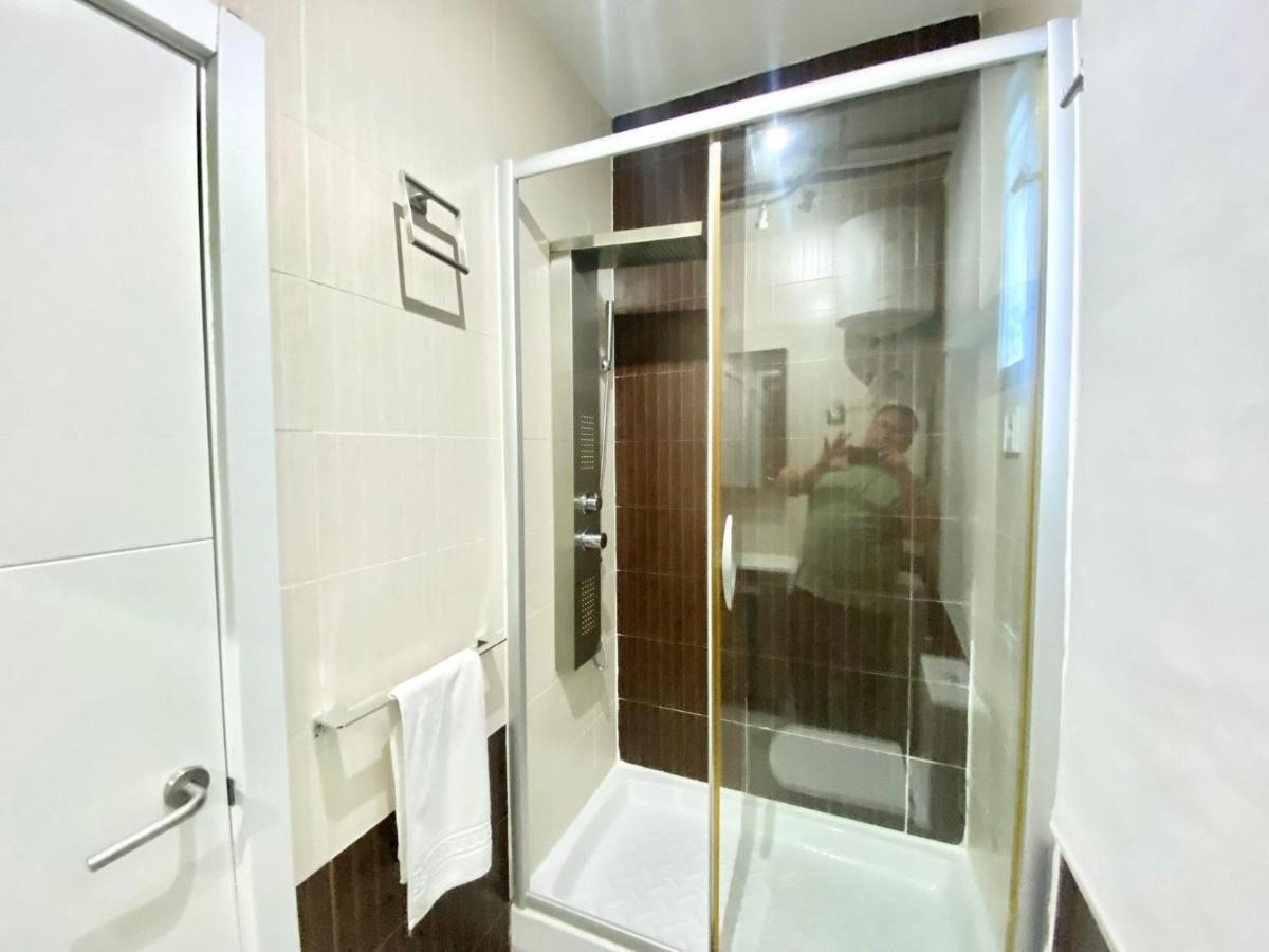 Piramides 1 Apartment Madrid Luaran gambar